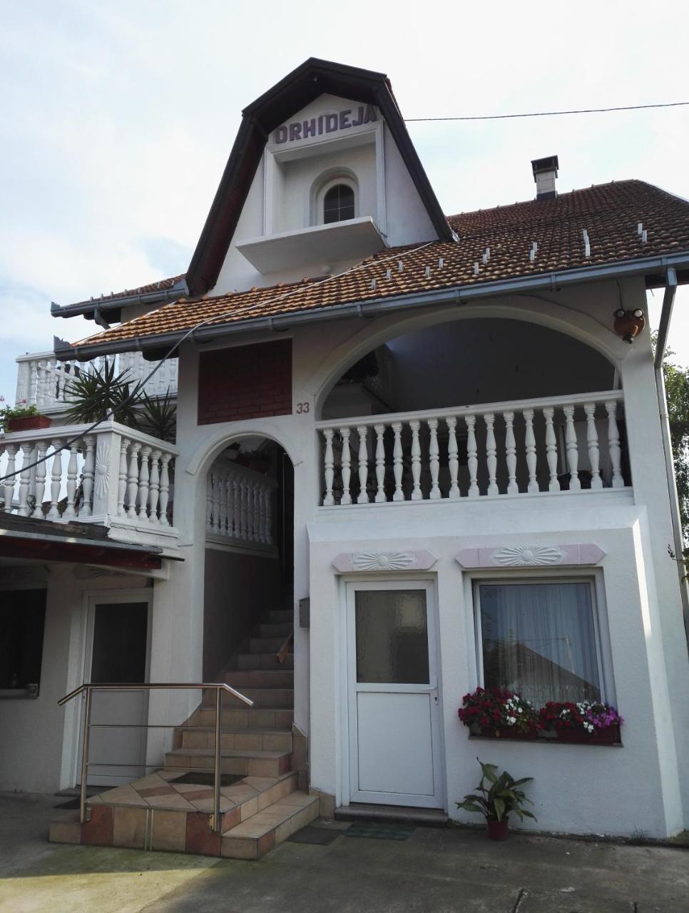 Hotel Prenociste Orhideja Odžak Exterior foto